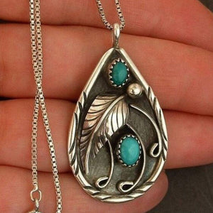 Follow The Feather Teardrop Pendant Necklace