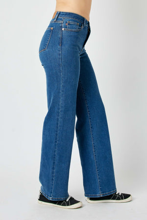 Justine High Rise Straight Jeans by Judy Blue